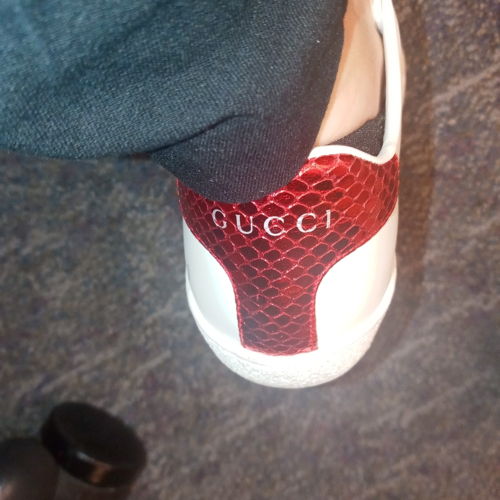 SOLD! Gucci Ace Bee Sneakers 34.5 - Picture 9 of 14